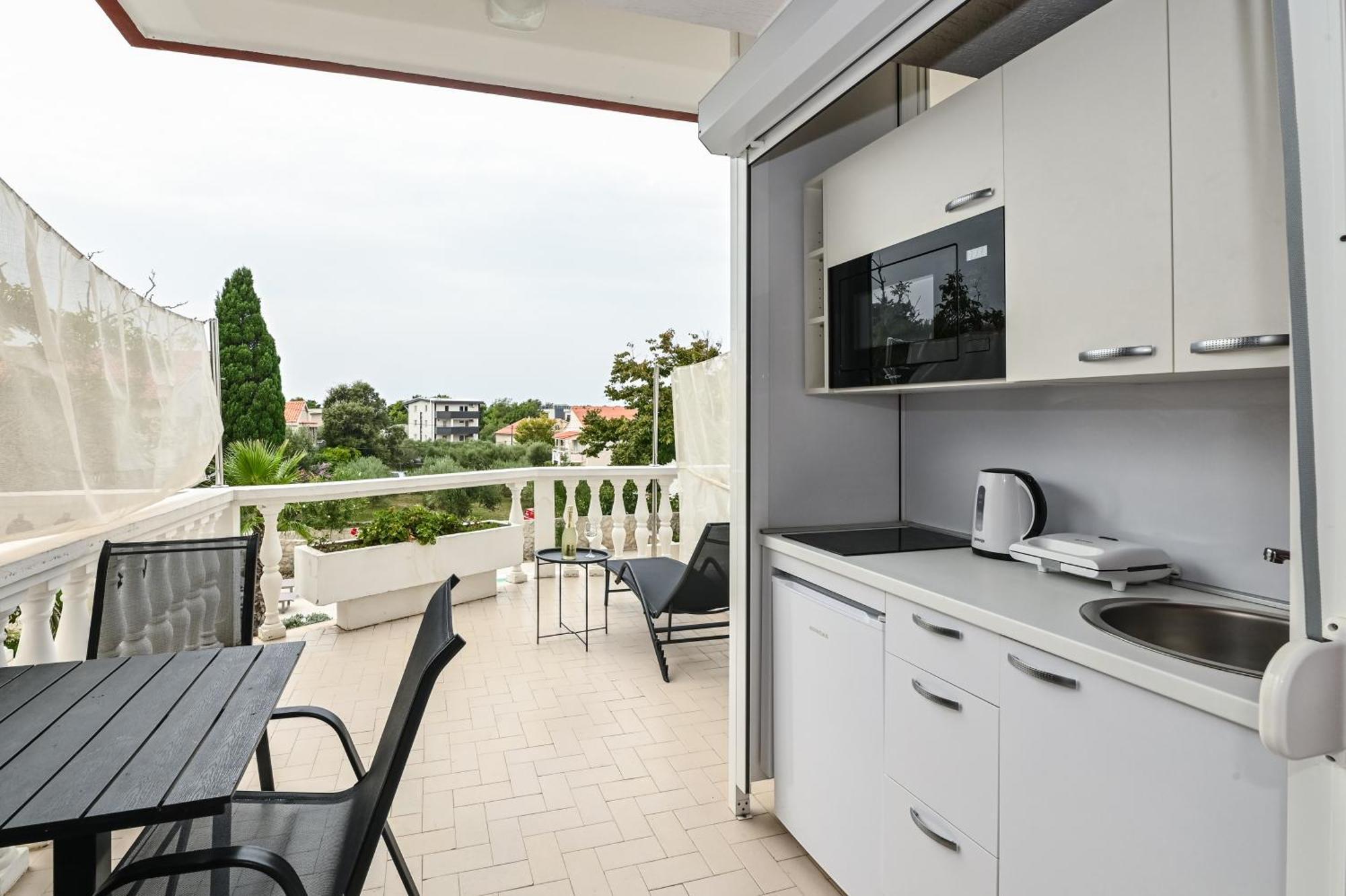 Seagull Pool Apartments & Studios Novalja Kamer foto
